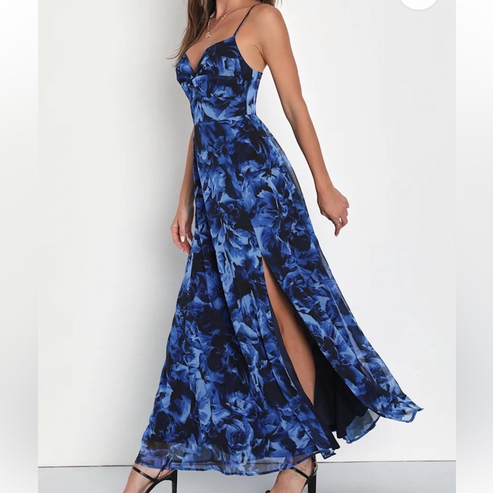 Lulus Beautiful Soul Blue Floral Print Twist-Front Maxi Dress - NWT